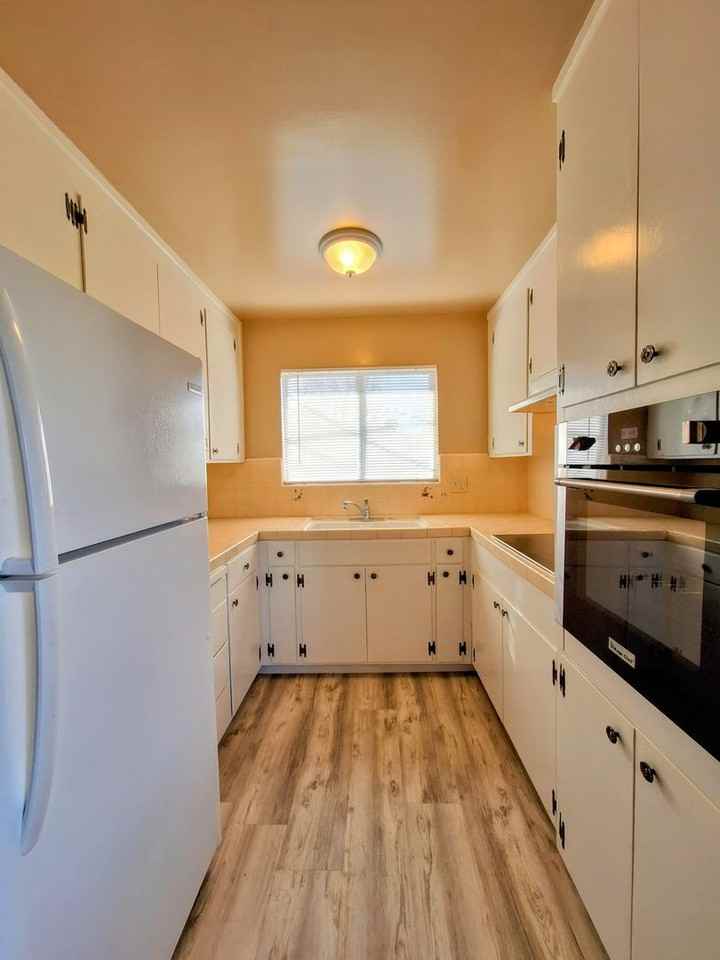 1674 De Rose Way - Photo 2 of 27