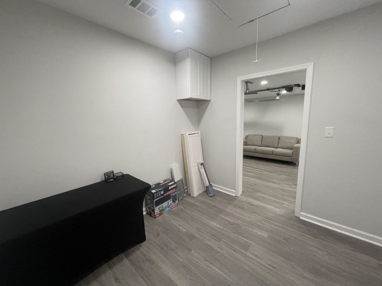 145 Dwight Rd - Photo 5 of 9