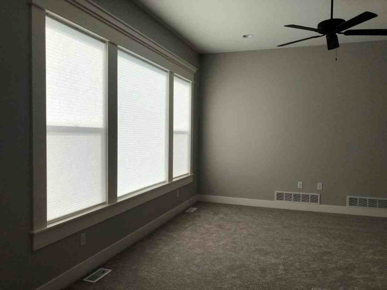 4051 N Barcelona Ave - Photo 3 of 4