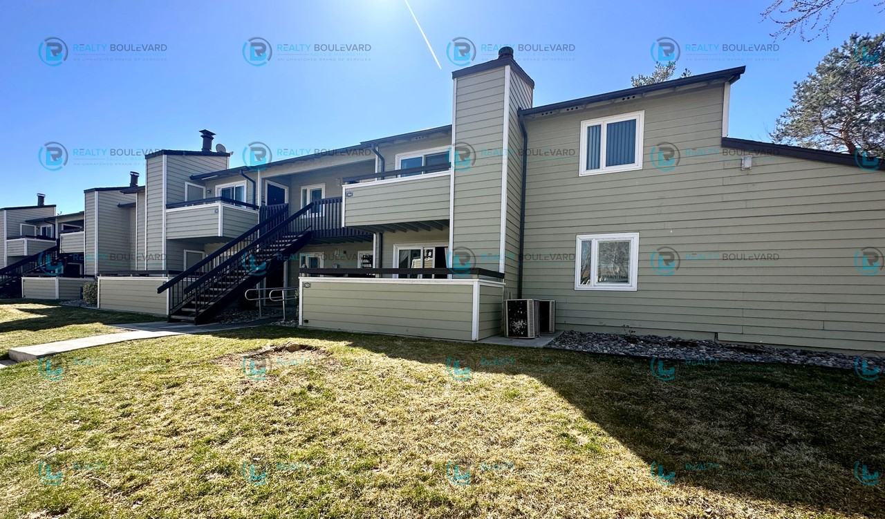 7680 Bluestone Dr #383 - Photo 2 of 24