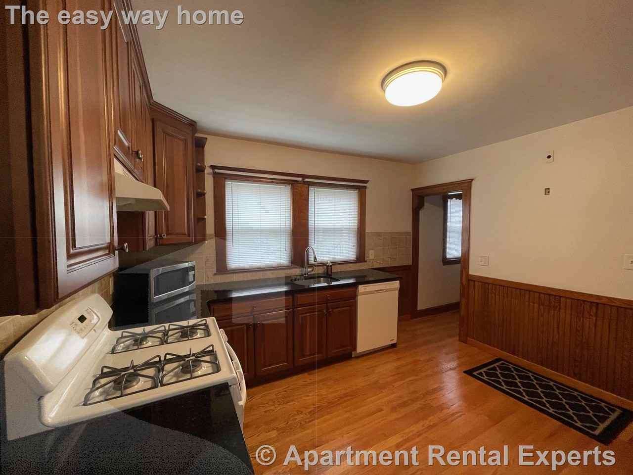 3 Edgar Ct #2 - Photo 2 of 16
