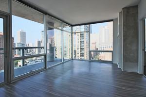 featured image of 805 N La Salle Dr #1-1