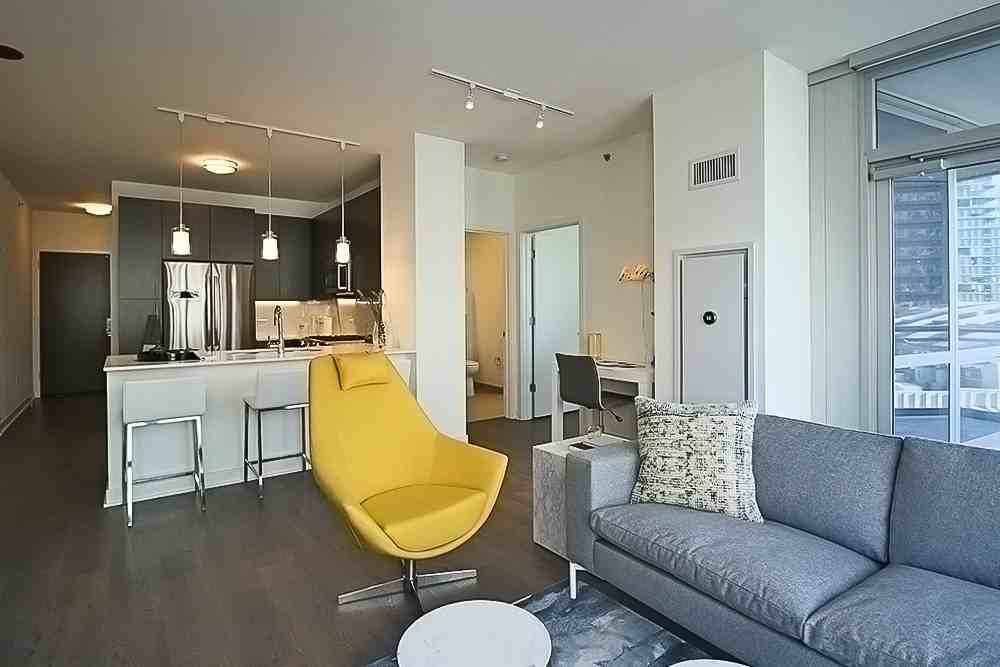465 N Park Dr #1-1 - Photo 2 of 26
