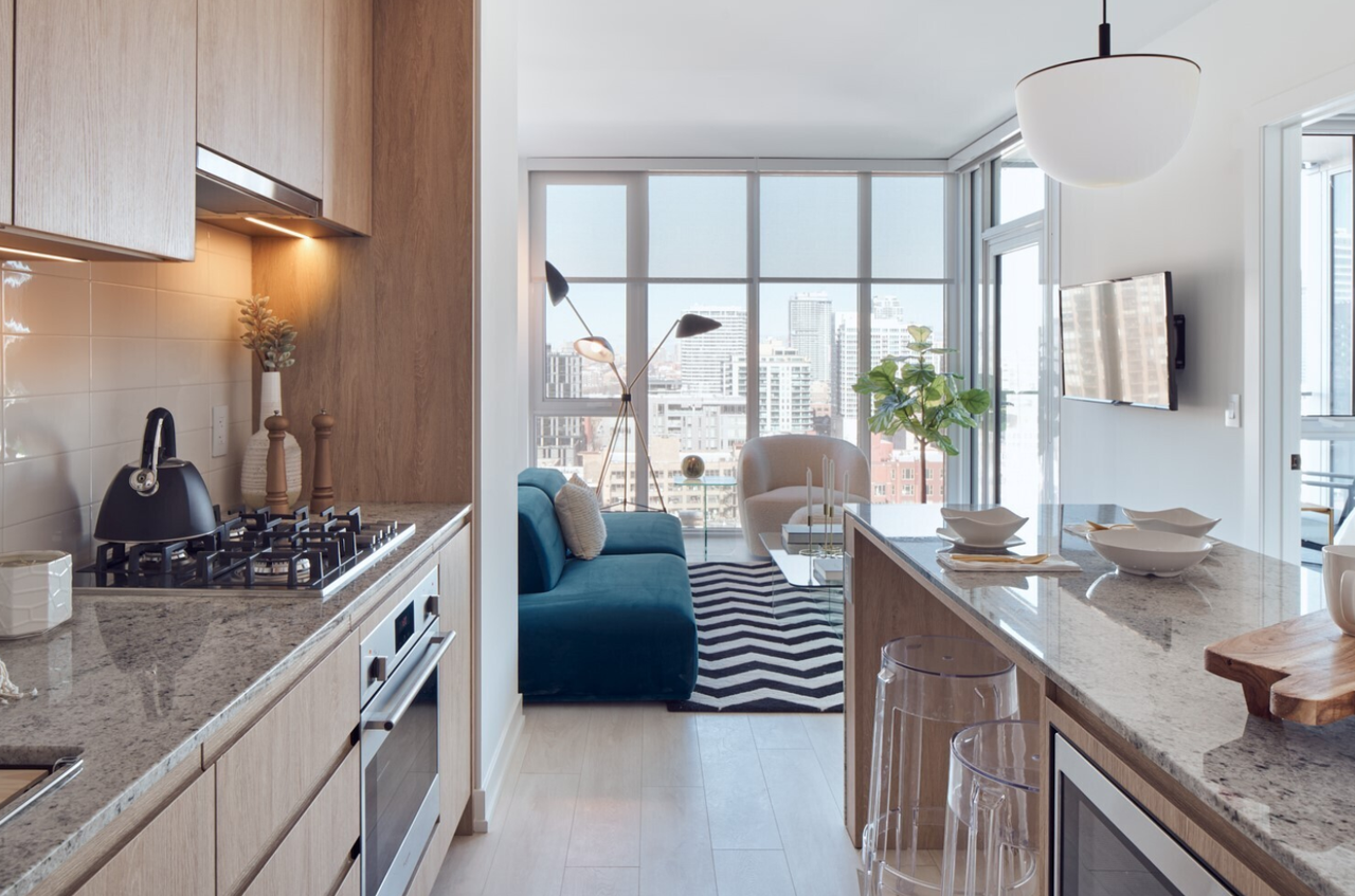 369 W Grand Ave #1-1