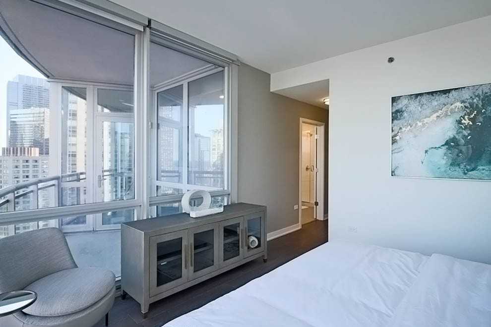 465 N Park Dr #2-2-5PH - Photo 7 of 26