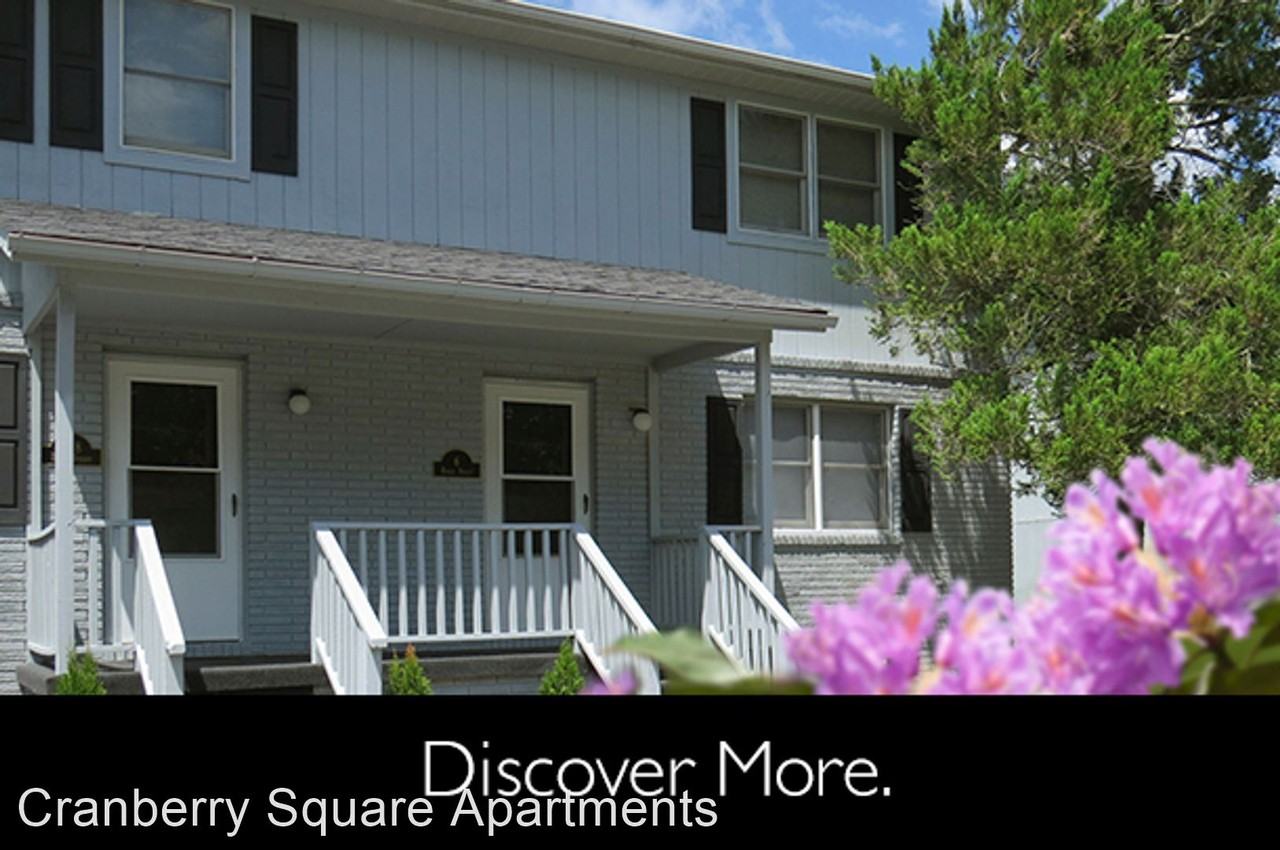 440 Baker Street - Photo 2 of 7