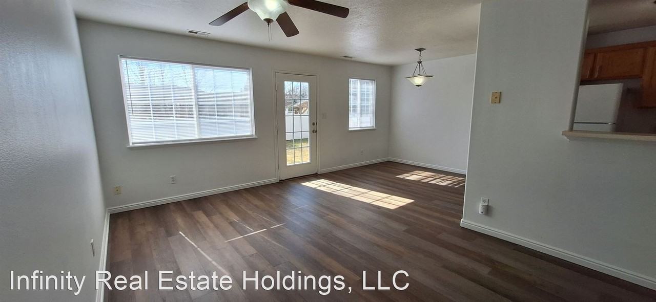 3873 W Sage Meadow Dr - Photo 2 of 36