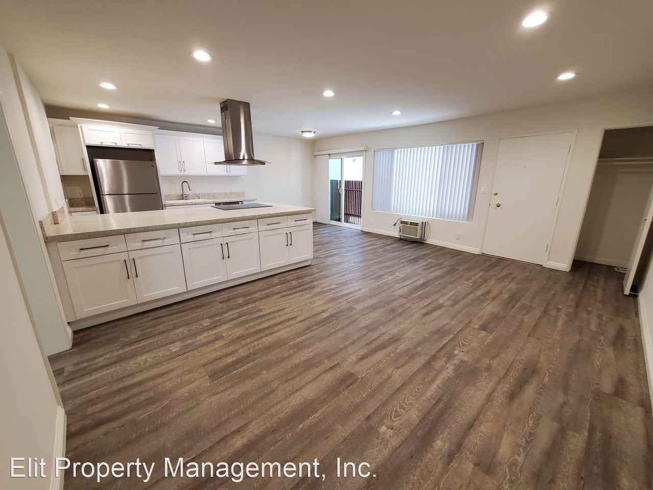 1424 Greenfield Ave. - 03 - Photo 3 of 19