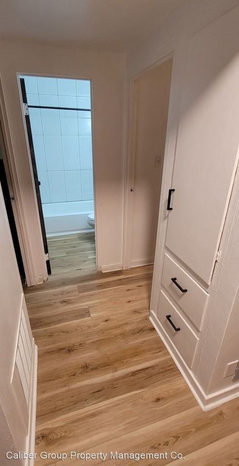 Parkview Blvd - Photo 2 of 9