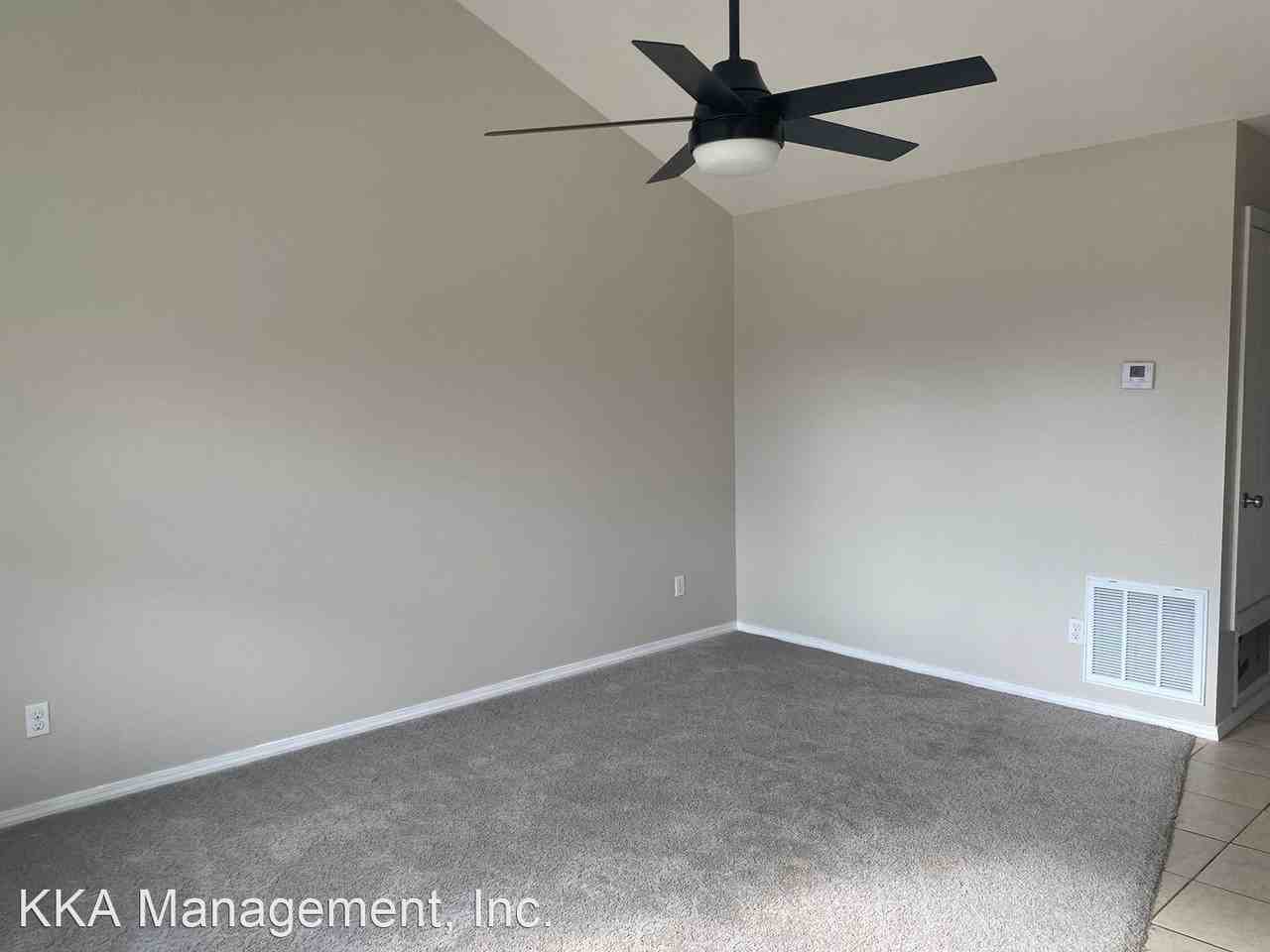 115 & 117 S Cherokee, Dewey OK - Photo 2 of 17