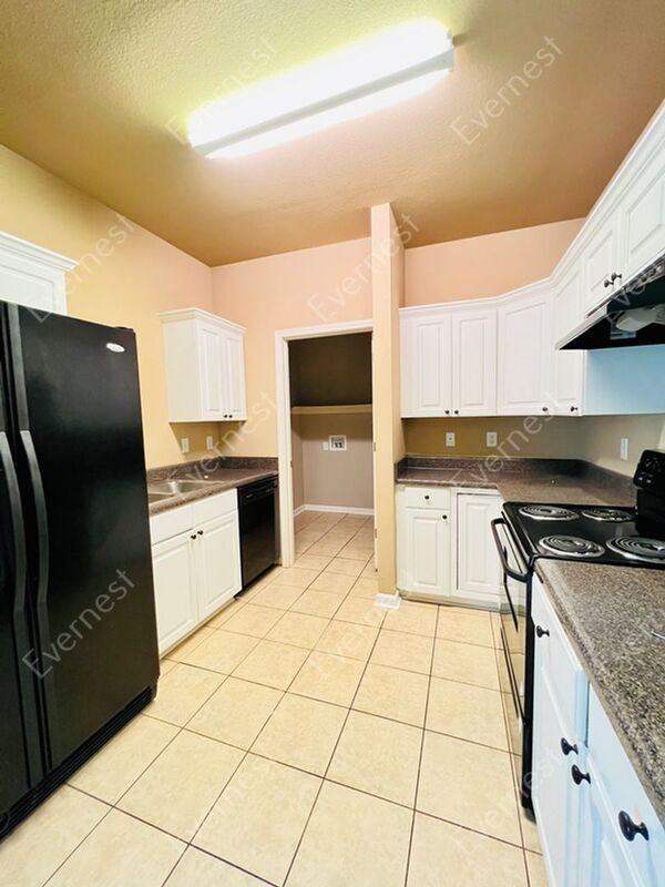 13792 Cedar Glen Cv - Photo 3 of 27