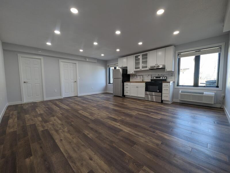 413 Jefferson St - Photo 5 of 18