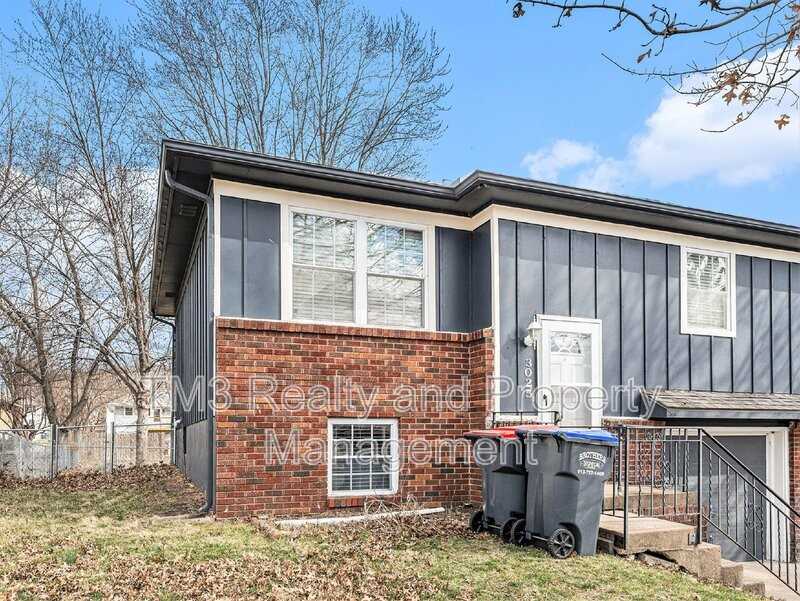 3025 N 156th St - Photo 3 of 36