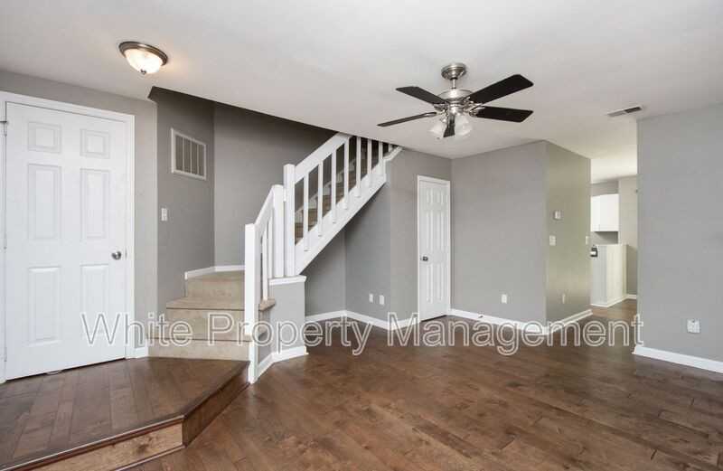 8241 Golf Ridge Dr - Photo 3 of 19