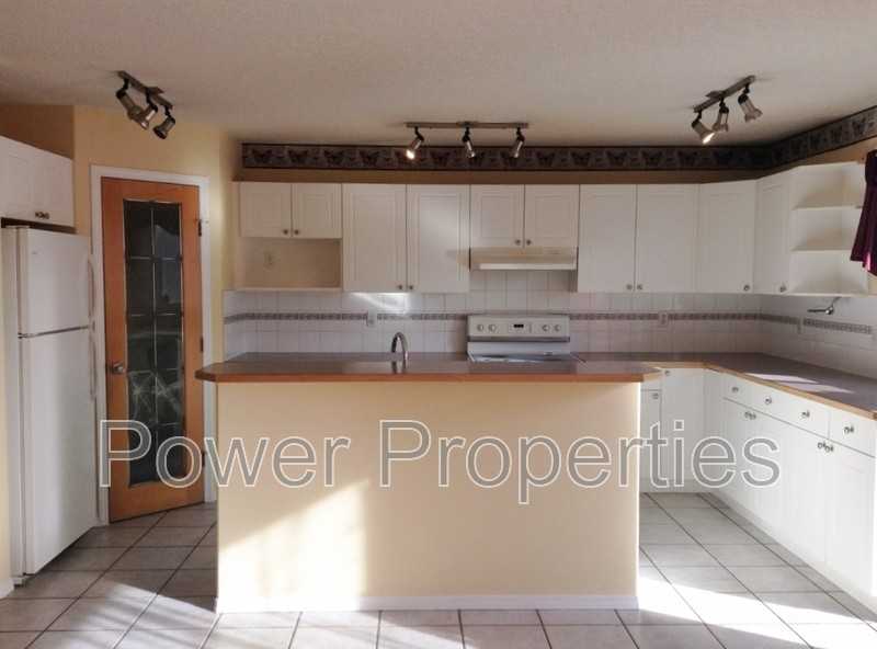 92 Tarington Close Ne - Photo 2 of 20