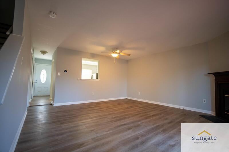 46 Hardwood Dr - Photo 2 of 19