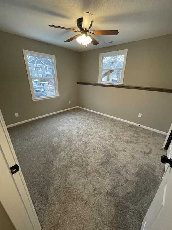 934 Illinois St - Photo 4 of 7