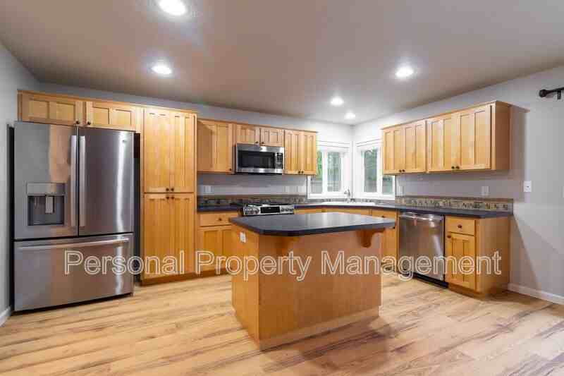 111 Nw 150th St - Photo 6 of 22