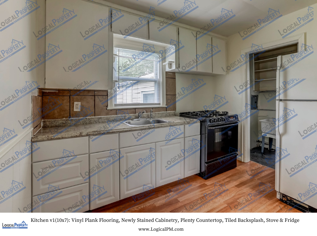 29433 Birchwood St - Photo 2 of 12