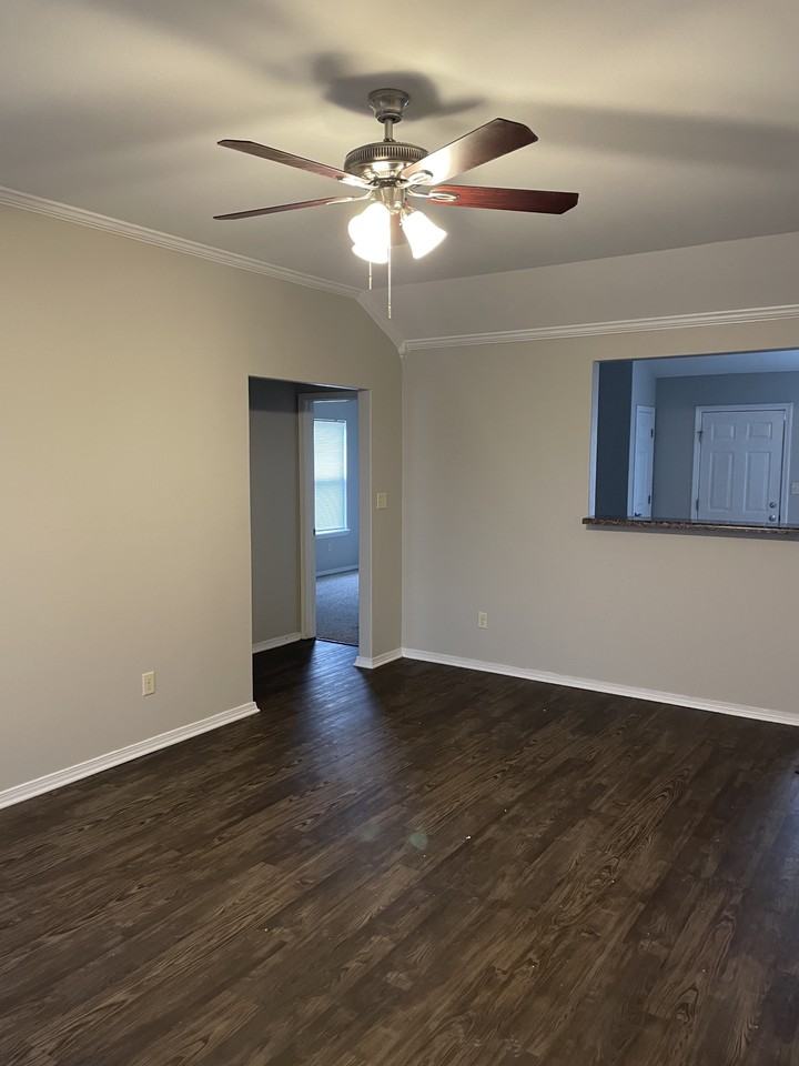 12312 Amaranth Dr - Photo 2 of 11