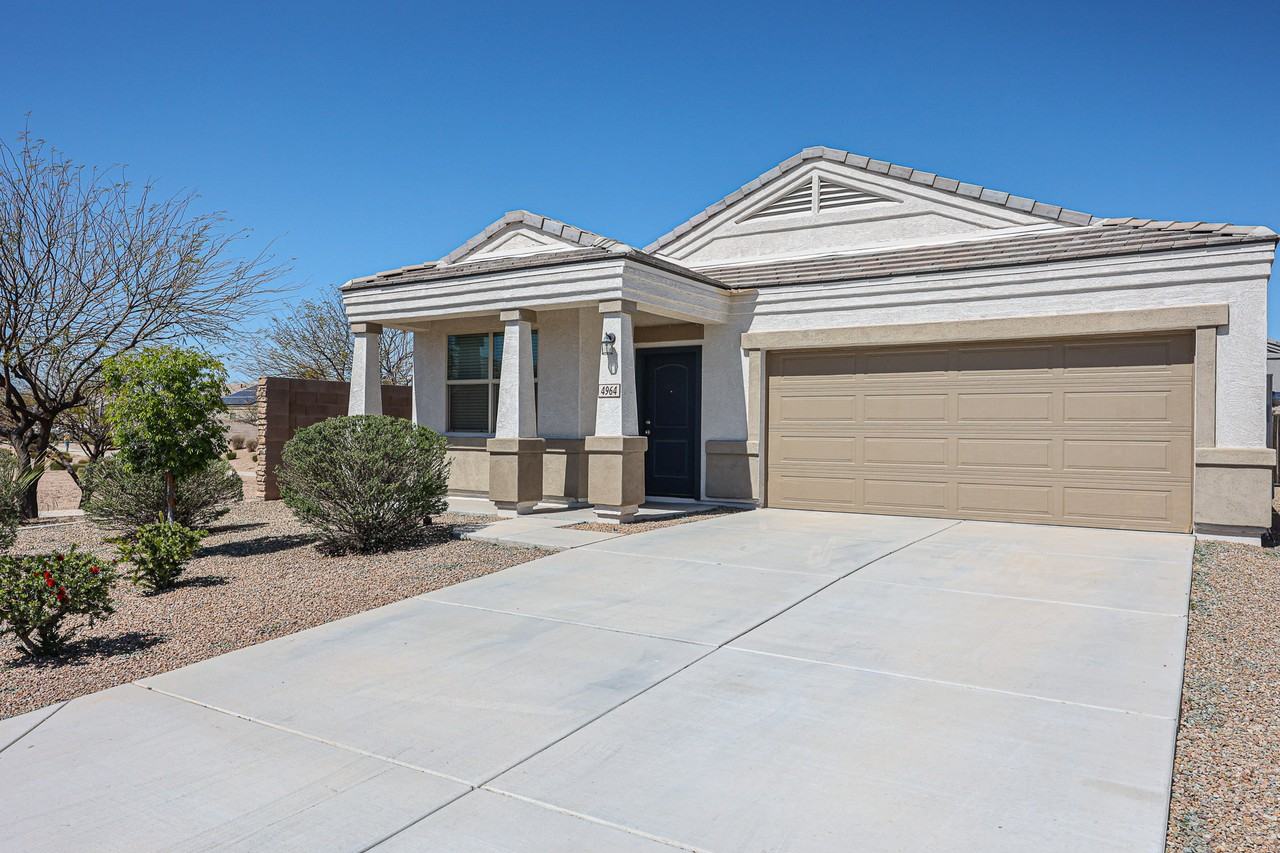 4964 E Smoky Quartz Rd - Photo 3 of 30