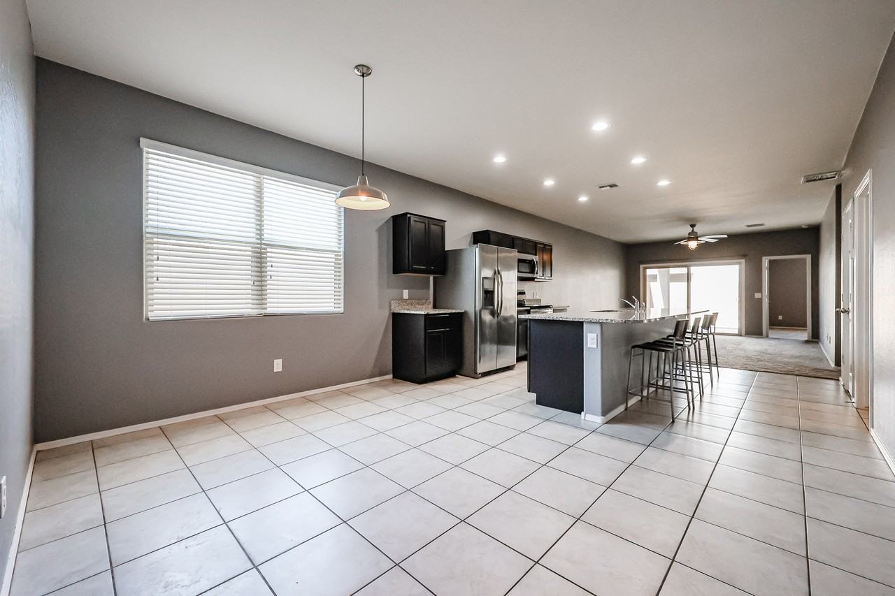 4964 E Smoky Quartz Rd - Photo 4 of 30