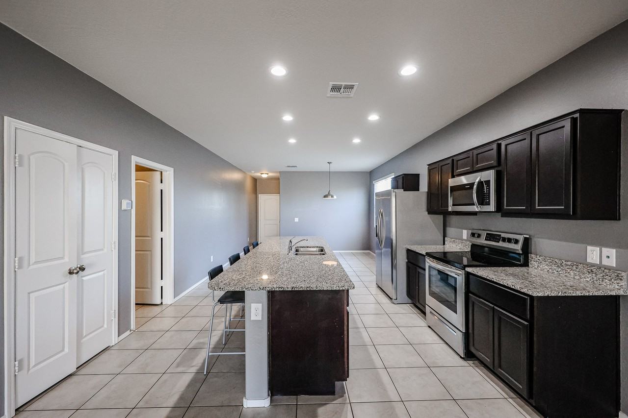 4964 E Smoky Quartz Rd - Photo 5 of 30