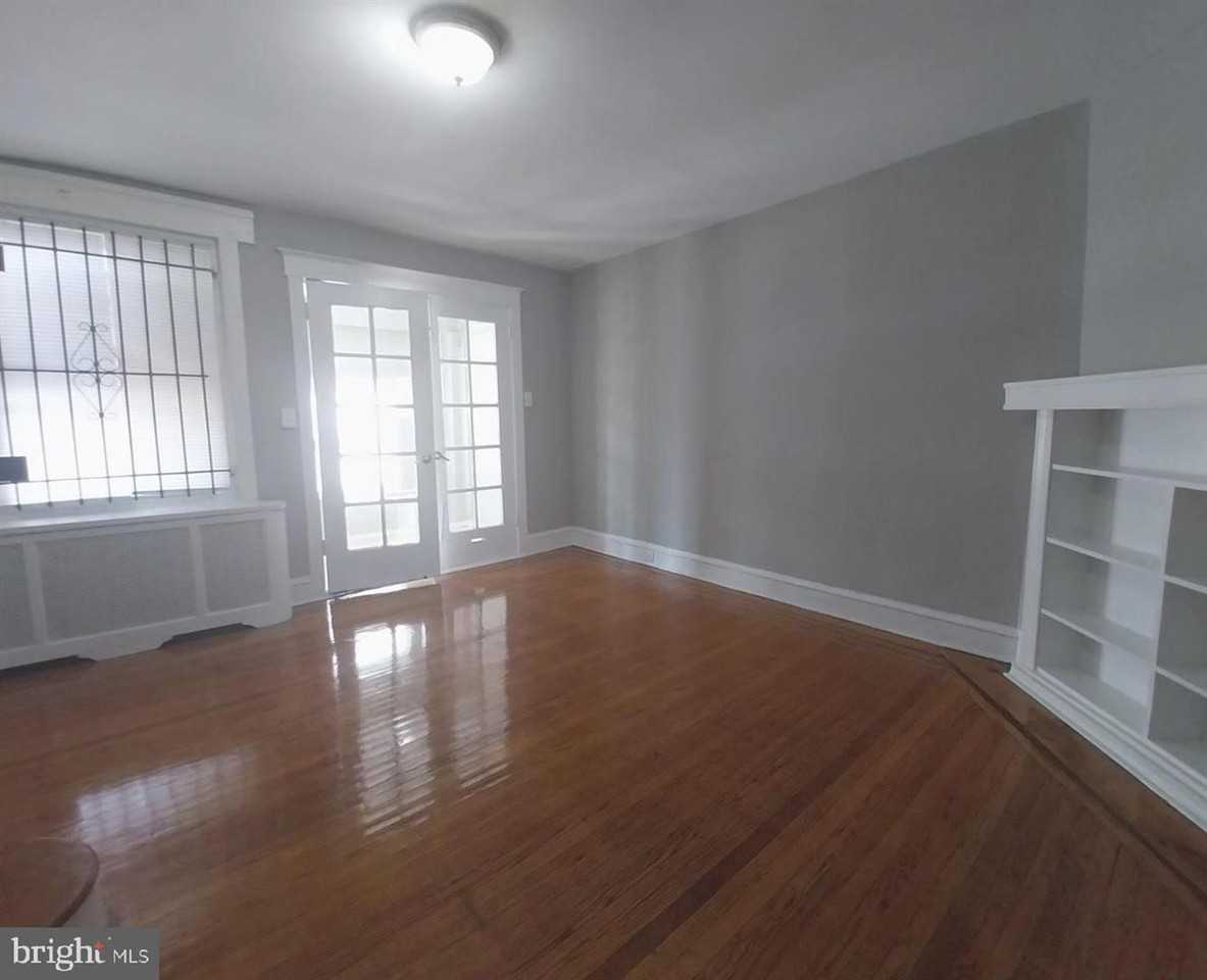 183 W Albanus St - Photo 3 of 16