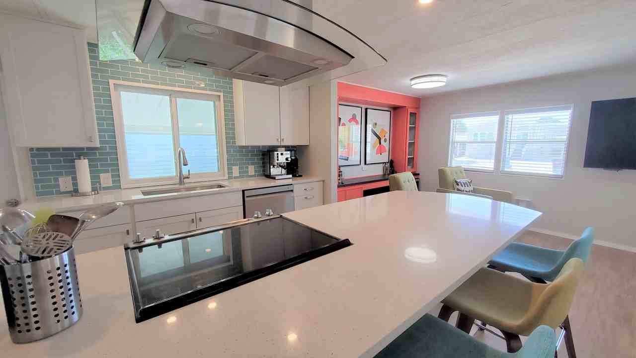 712 Carefree - Photo 6 of 27