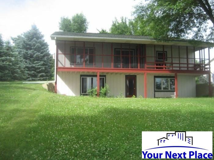 17842 Raymond Avenue - Photo 2 of 6