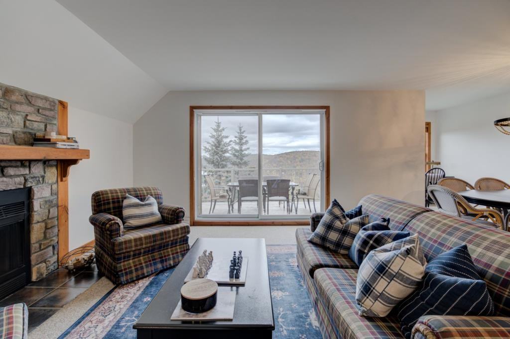 215 Rue du Mont Plaisant #2A - Photo 2 of 10