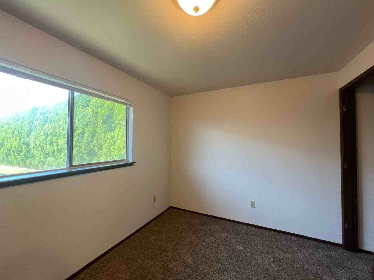 g4106 - Photo 3 of 9