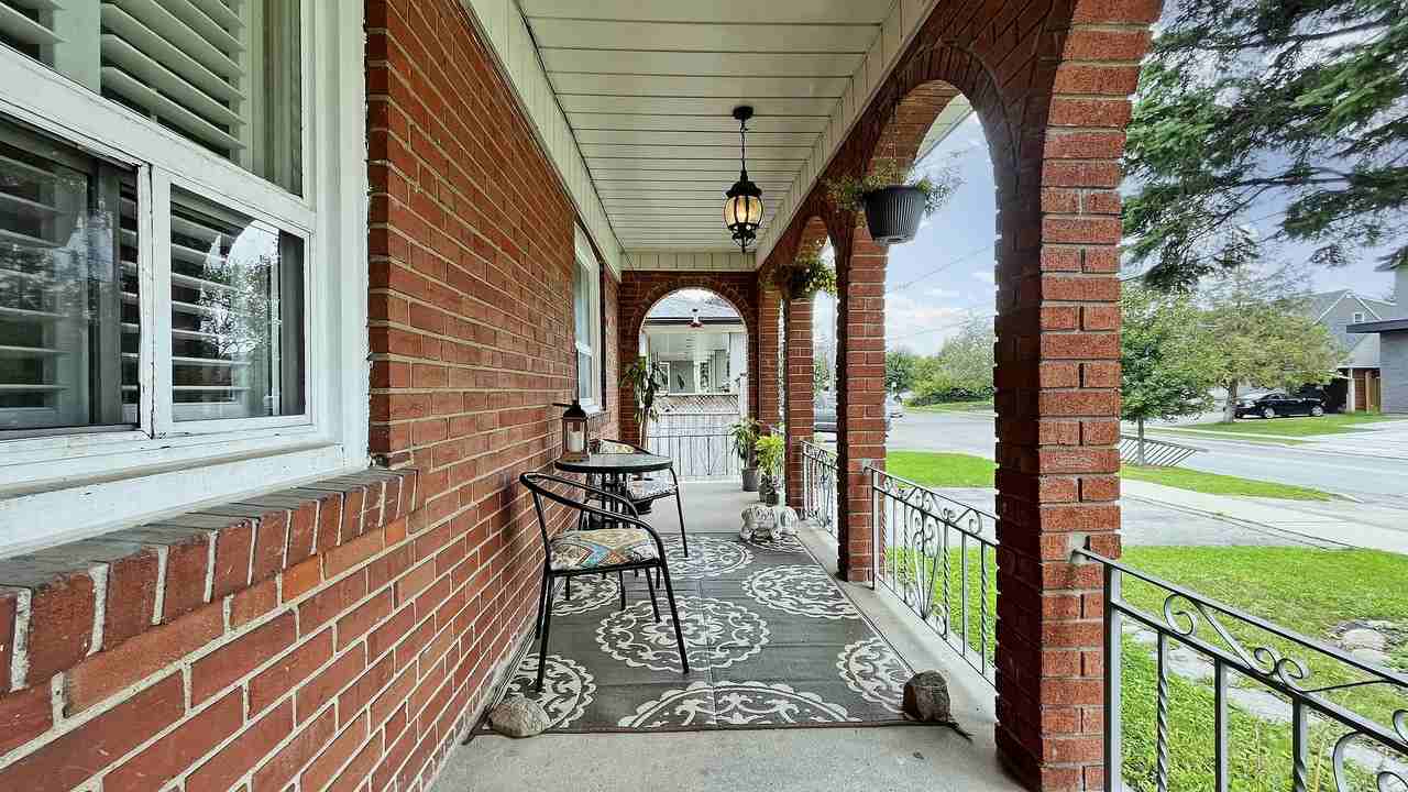 139 Ranee Avenue - Photo 4 of 20