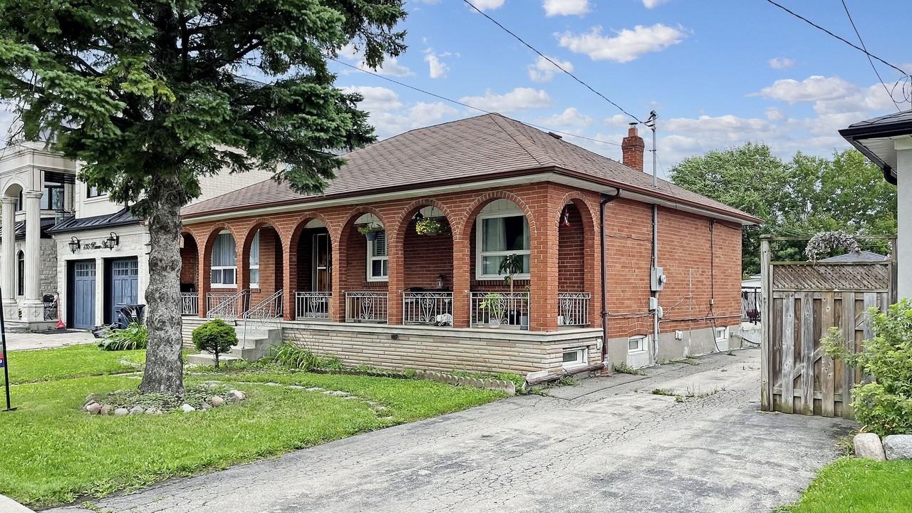 139 Ranee Avenue - Photo 2 of 20