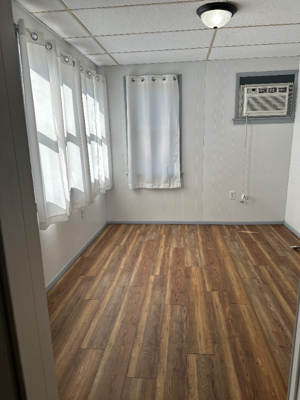 623 22nd Ave N - Photo 6 of 13