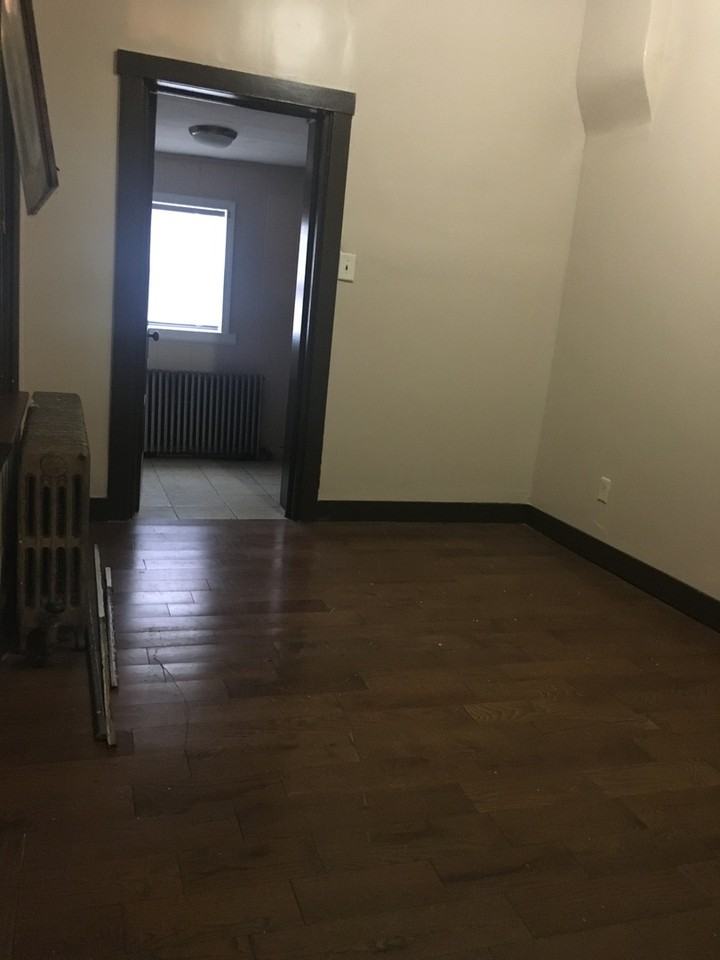 1156 N 11th - Photo 3 of 10