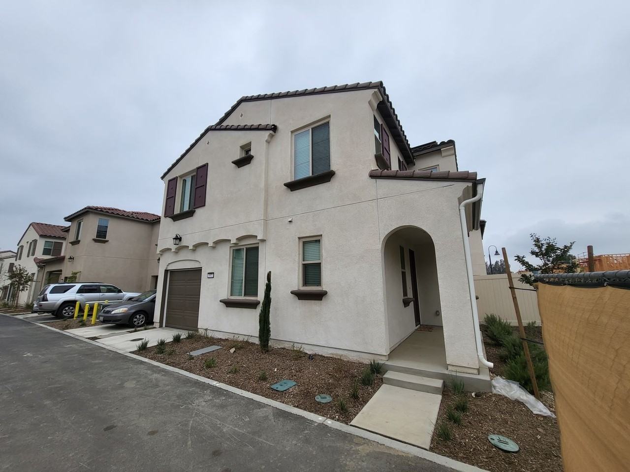 1972 S Ambrosia Way - Photo 2 of 29