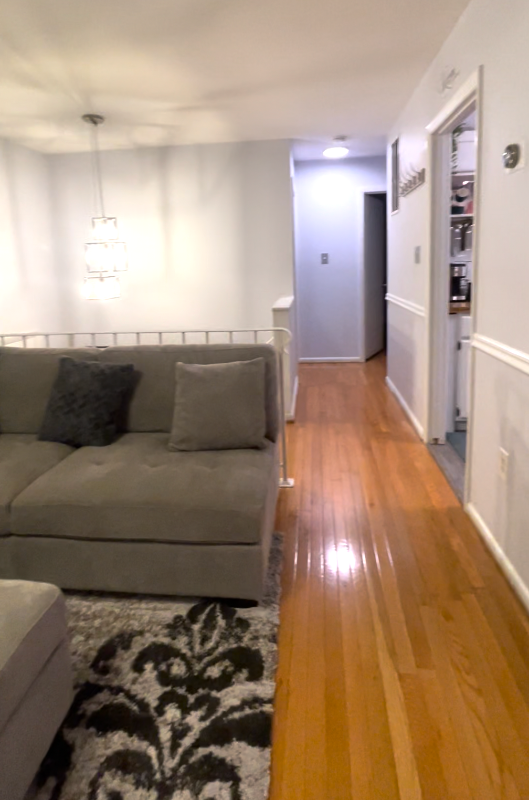 9700 Lomond Dr - Photo 3 of 4