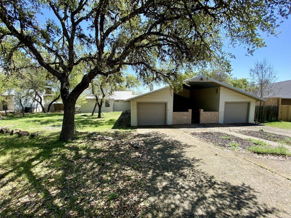 396 Lake Frst - Photo 2 of 22