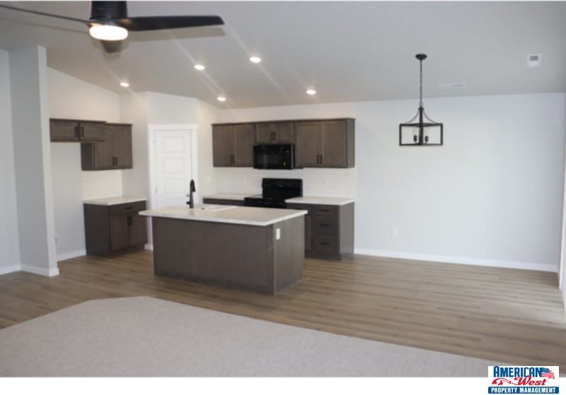 6006 W Mikonos St - Photo 2 of 12