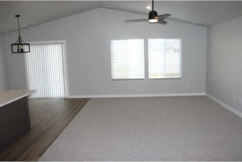 6006 W Mikonos St - Photo 5 of 12