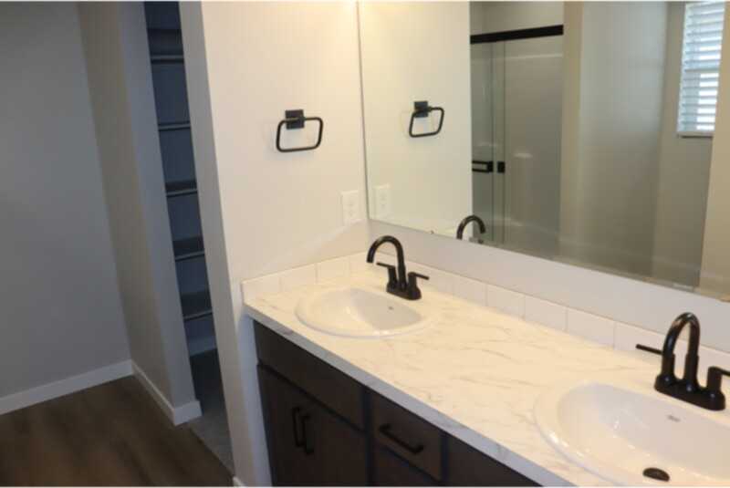 6006 W Mikonos St - Photo 7 of 12