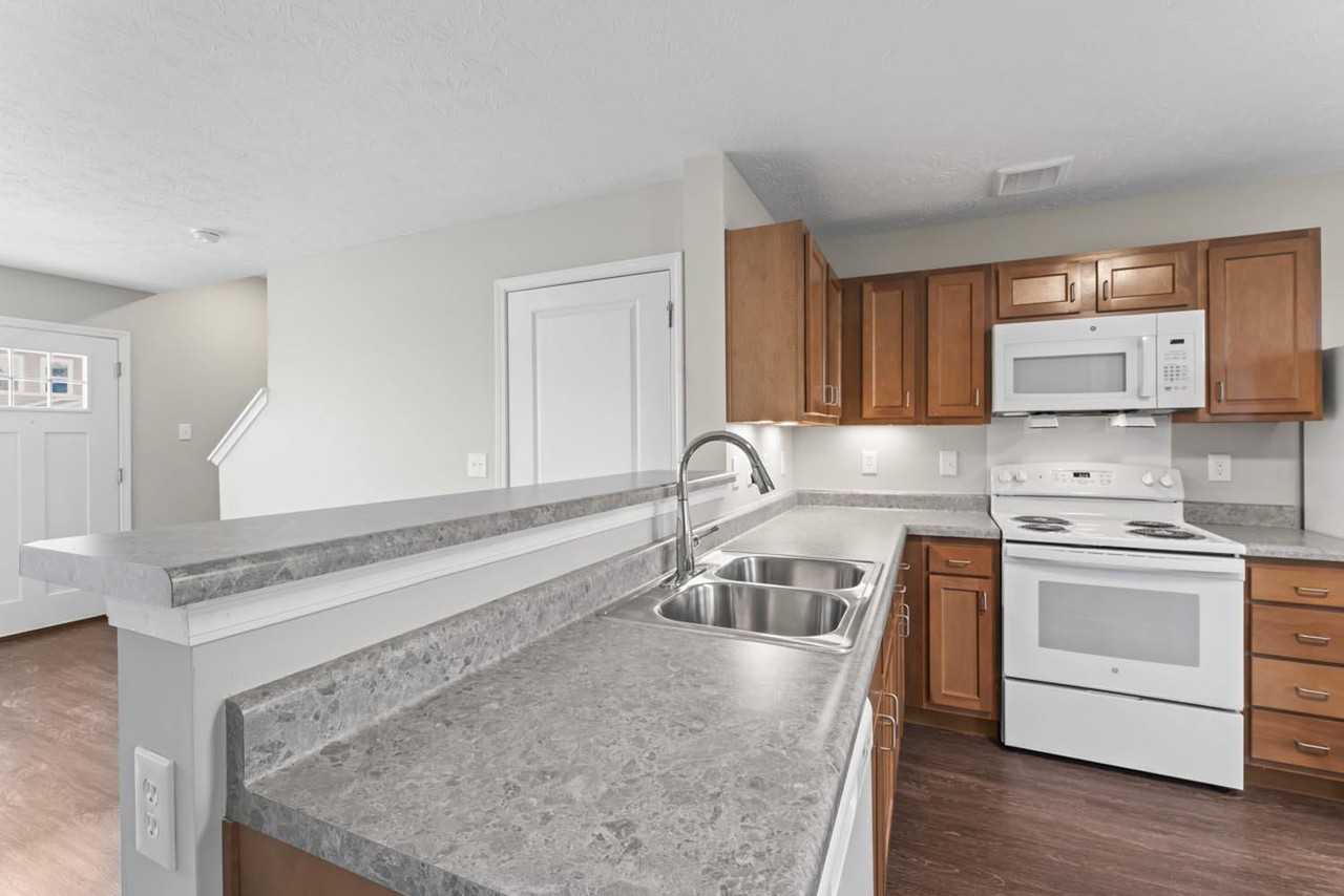 Pebble Village Townhomes - Photo 4 of 42