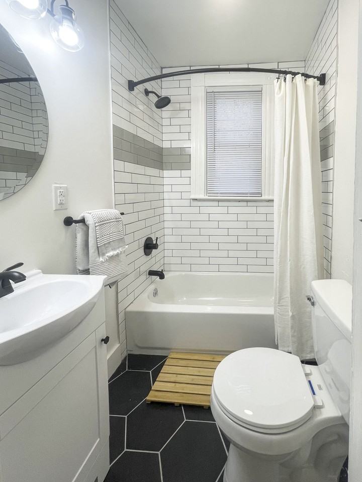 Rogers Street - Photo 2 of 11