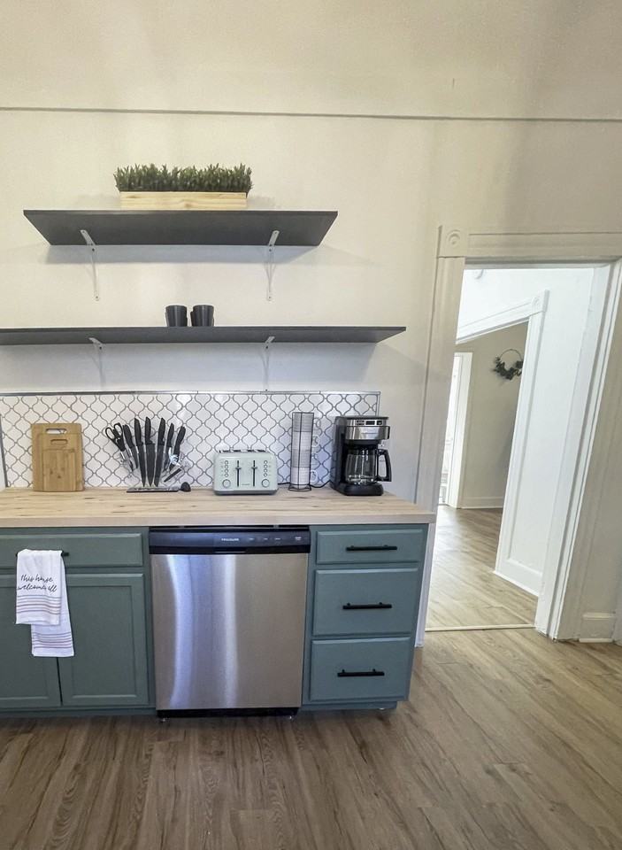 Rogers Street - Photo 7 of 11