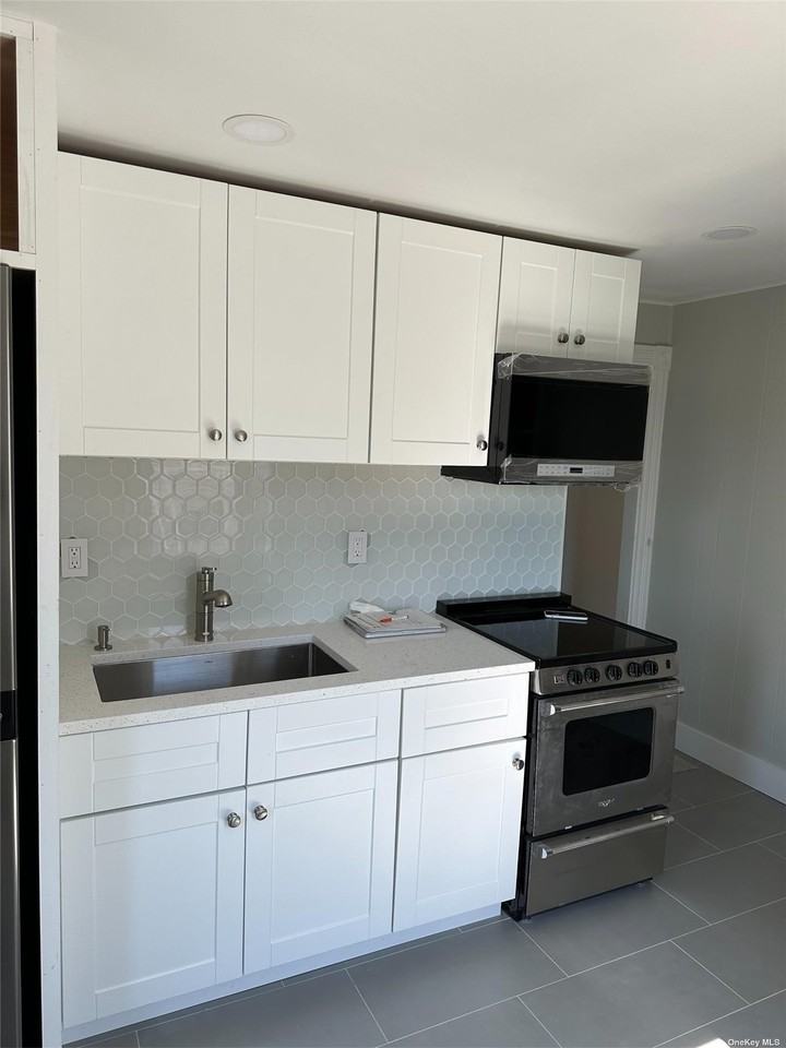 48 Park Ave - Photo 3 of 10