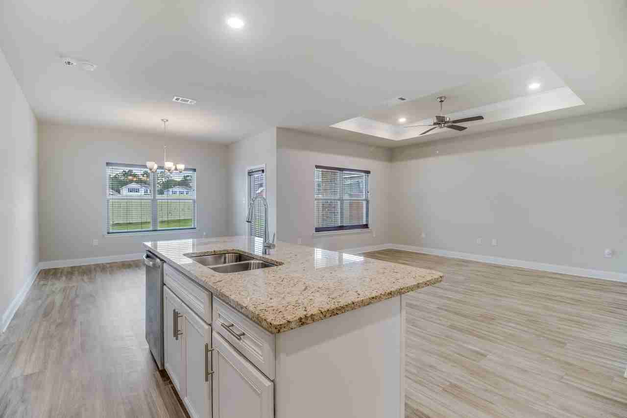 5468 Overland Dr #1 - Photo 4 of 17