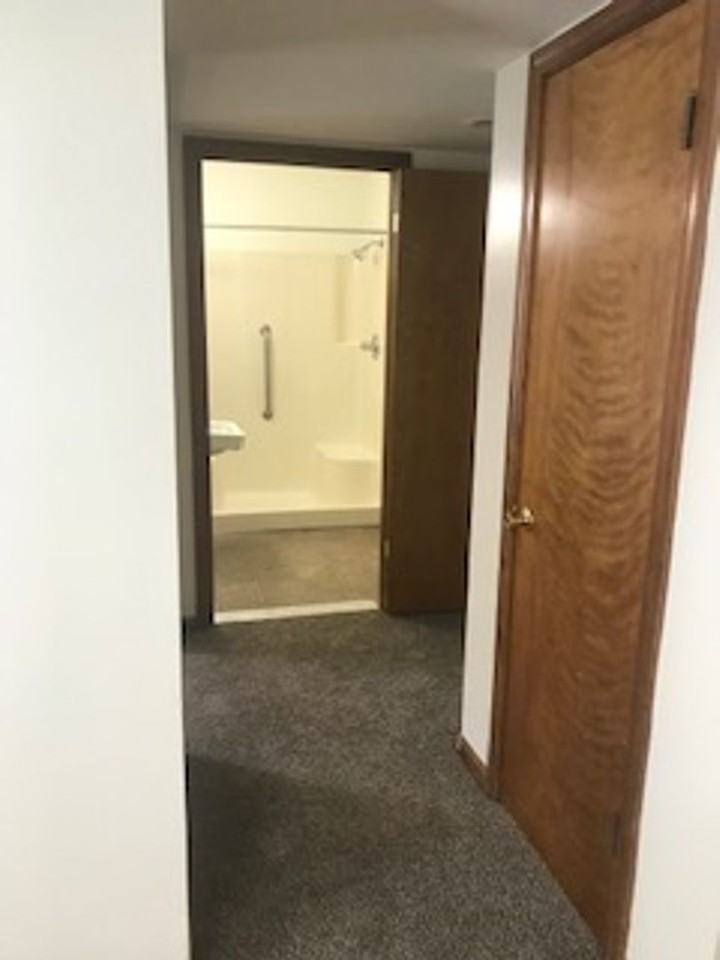 1112 Park St - Photo 3 of 8