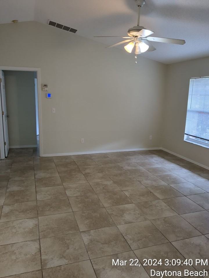 1626 Selma Ave - Photo 3 of 14