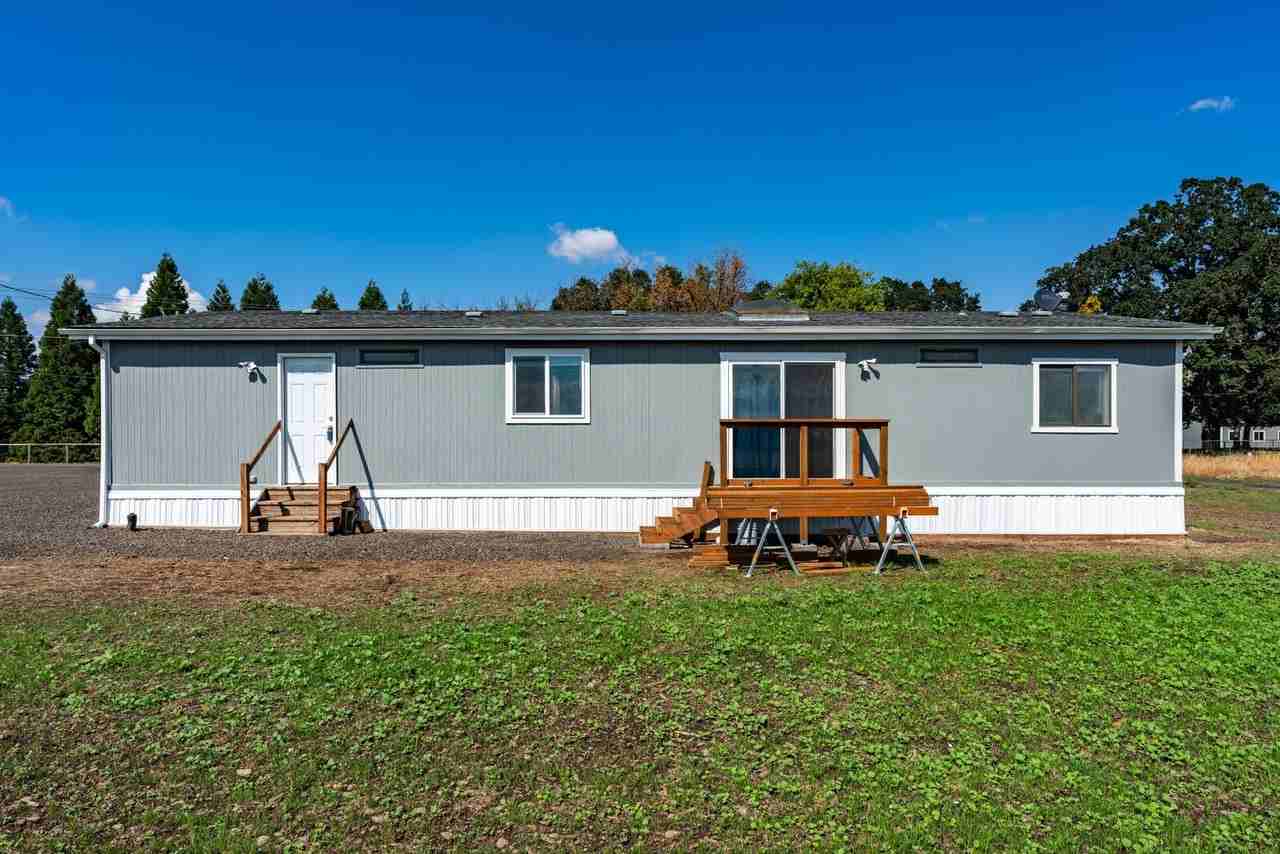 5732 Bear Ln Se - Photo 3 of 17